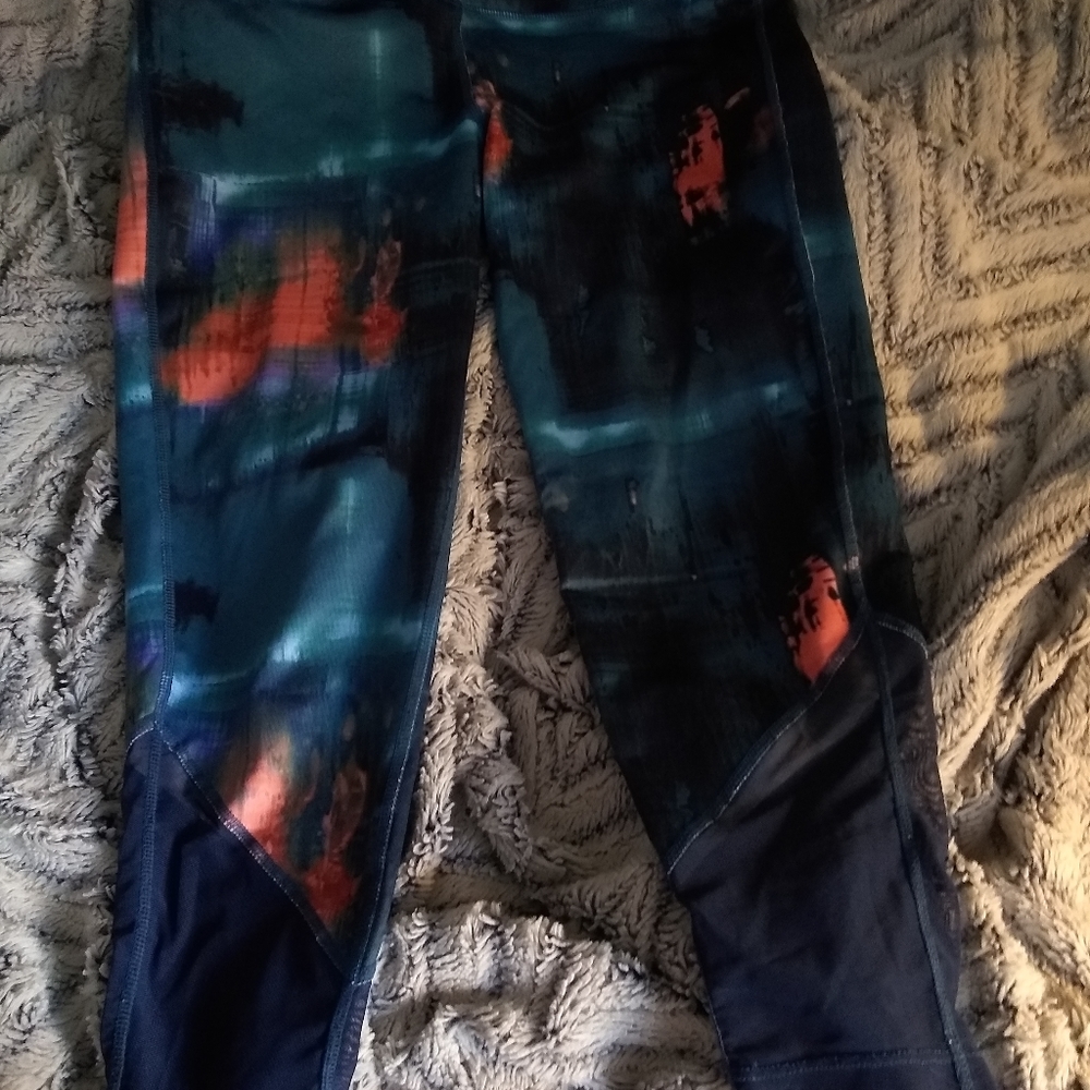 Pattern Leggings - Picture 3 of 4